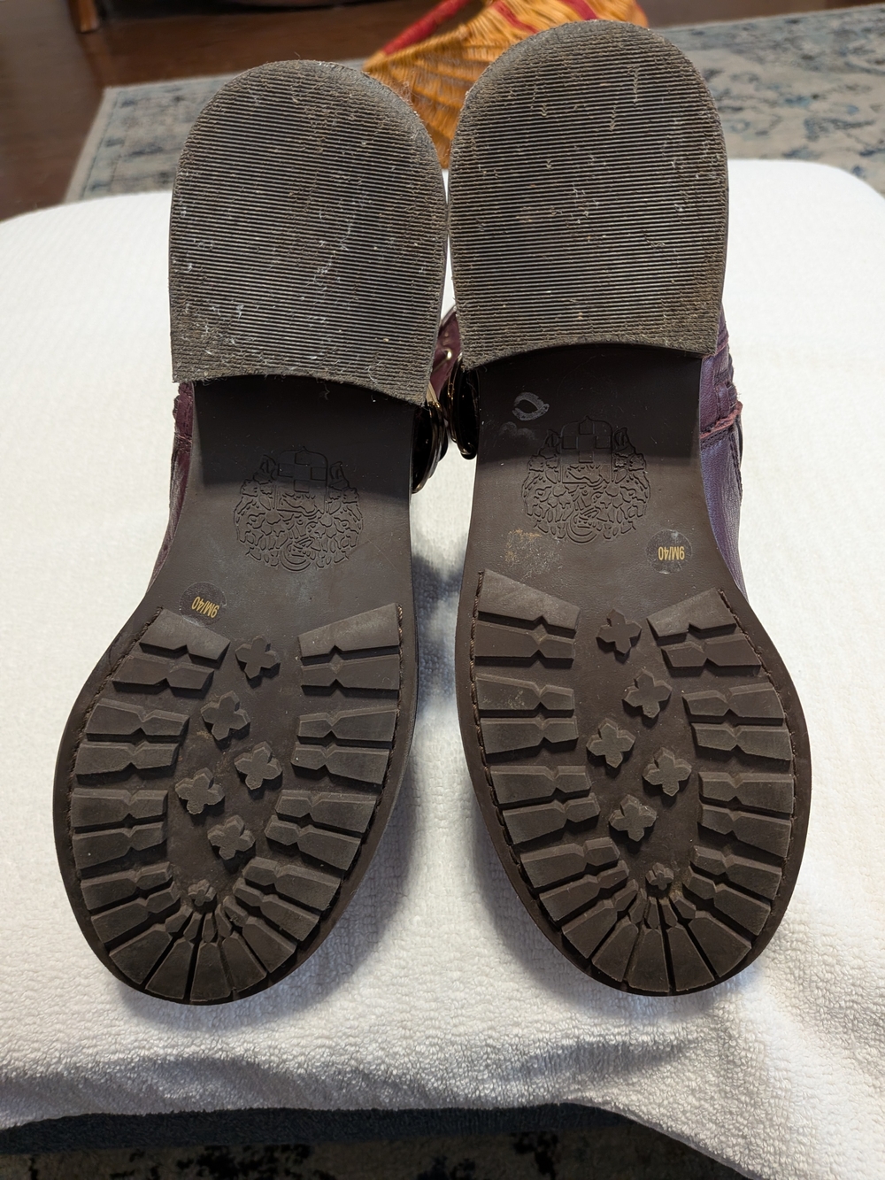 Vince Camuto VC Windy Burgundy Leather Moto Engineer Boots Size 9 - Picture 7 of 10